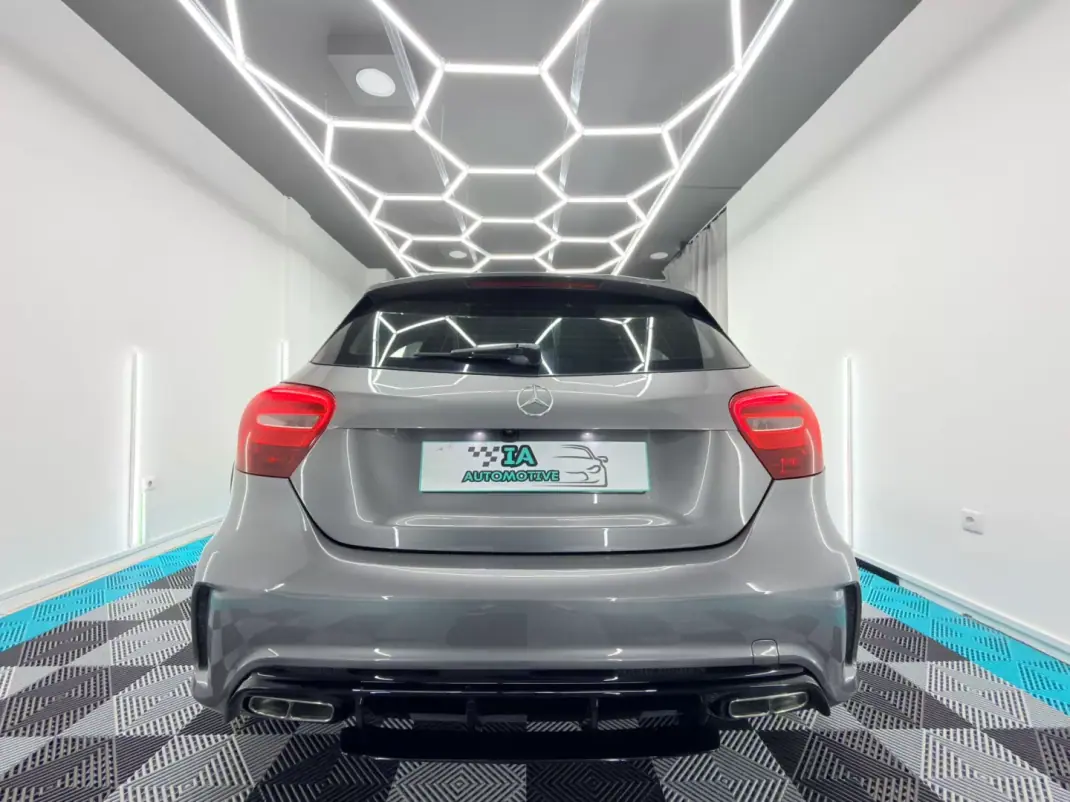 Mercedes-Benz A 180 2017 - 16500 EUR, 161000 km - AUTO.MOTO.pt - 161000km - foto 9 de 23
