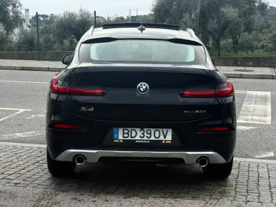 BMW X4 2021 - 45900 EUR, 110000 km - AUTO.MOTO.pt - 110000km - foto 8 de 30