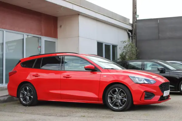 Ford Focus SW 2021 - 14990 EUR, 193000 km - AUTO.MOTO.pt - 193000km - foto 9 de 31