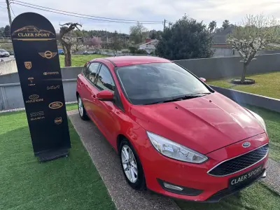 Ford Focus 2017 - 9900 EUR, 190000 km - AUTO.MOTO.pt - 190000km - foto 4 de 50
