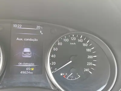 Nissan Qashqai 2018 - 17490 EUR, 49536 km - AUTO.MOTO.pt - 49536km - foto 8 de 22