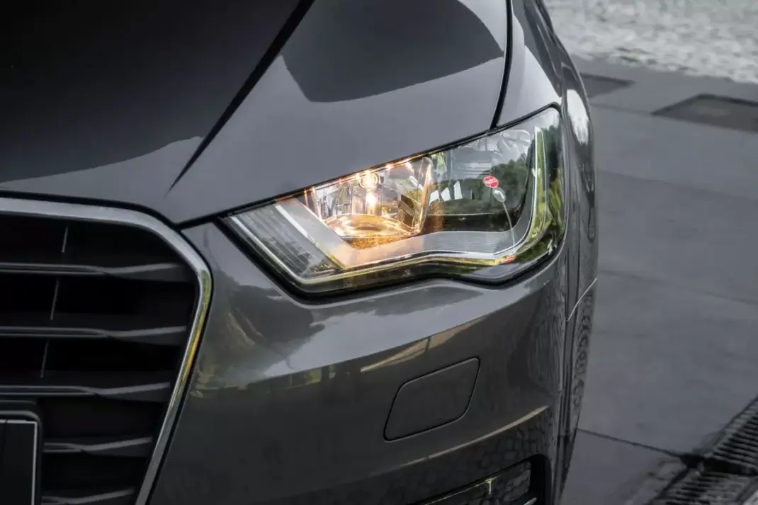 Audi A3 2013 - 12990 EUR, 250675 km - AUTO.MOTO.pt - 250675km - foto 8 de 38