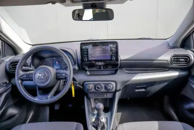 Toyota Yaris 2021 - 14990 EUR, 50250 km - AUTO.MOTO.pt - 50250km - foto 19 de 30