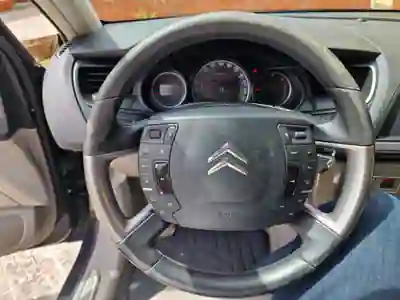 Citroën C5 2010 - 5800 EUR, 286000 km - AUTO.MOTO.pt - 286000km - foto 11 de 15
