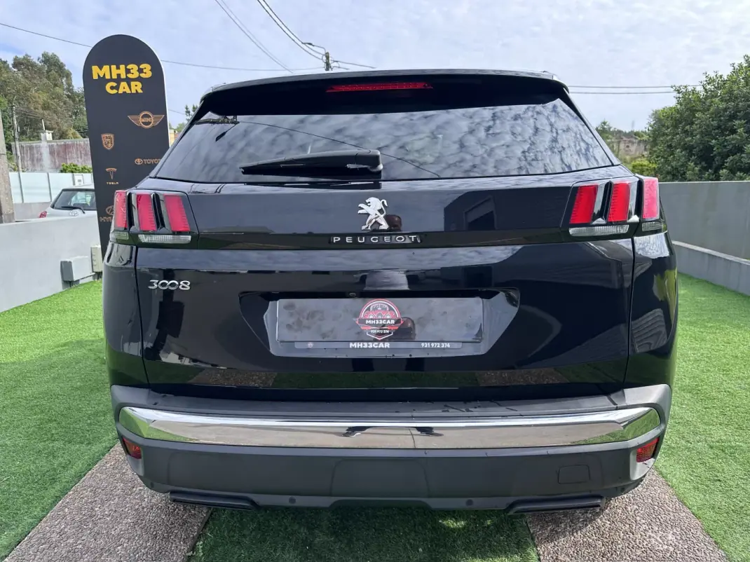 Peugeot 3008 2019 - 17900 EUR, 180000 km - AUTO.MOTO.pt - 180000km - foto 10 de 62