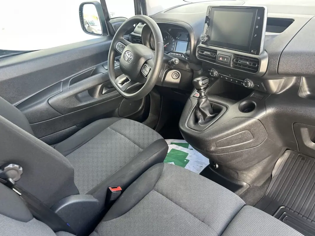 Toyota PROACE City EXCLUSIVE 2022 - 13750 EUR, 164475 km - AUTO.MOTO.pt - 164475km - foto 7 de 16
