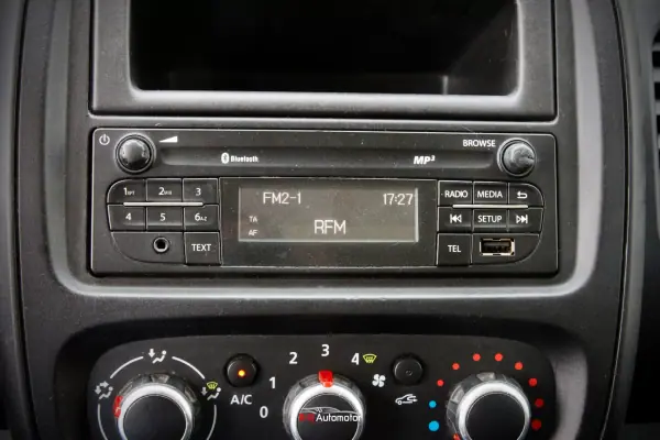 Nissan NV300 2020 - 21500 EUR, 102000 km - AUTO.MOTO.pt - 102000km - foto 16 de 20
