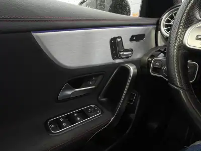 Mercedes-Benz CLA 180 2020 - 25400 EUR, 176284 km - AUTO.MOTO.pt - 176284km - foto 43 de 57