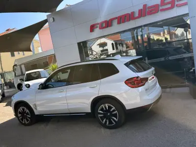 BMW iX3 2021 - 32900 EUR, 75861 km - AUTO.MOTO.pt - 75861km - foto 8 de 38