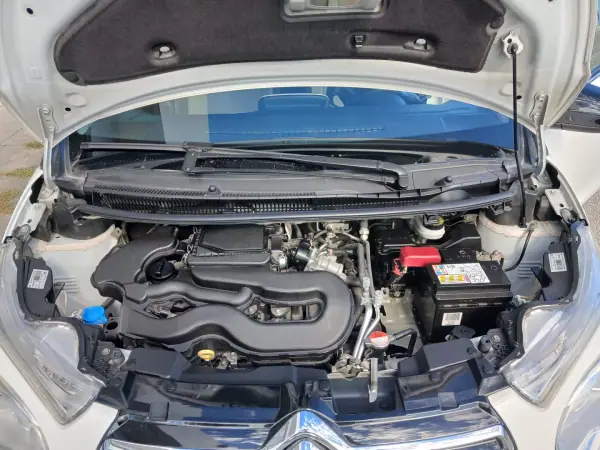 Citroën C1 2018 - 8960 EUR, 70600 km - AUTO.MOTO.pt - 70600km - foto 23 de 23