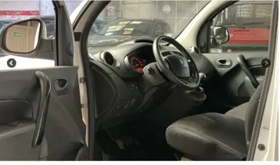 Renault Kangoo 2021 - 13500 EUR, 114002 km - AUTO.MOTO.pt - 114002km - foto 6 de 12