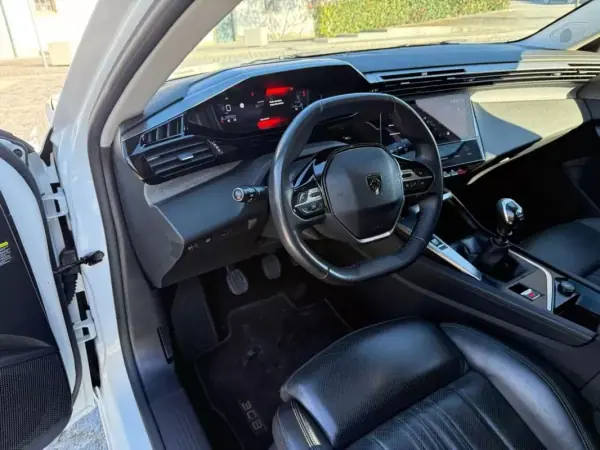 Peugeot 308 SW 2022 - 20999 EUR, 149350 km - AUTO.MOTO.pt - 149350km - foto 11 de 37