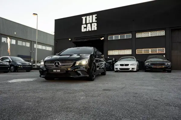 Mercedes-Benz CLA 200 2015 - 17999 EUR, 221608 km - AUTO.MOTO.pt - 221608km - foto 32 de 35