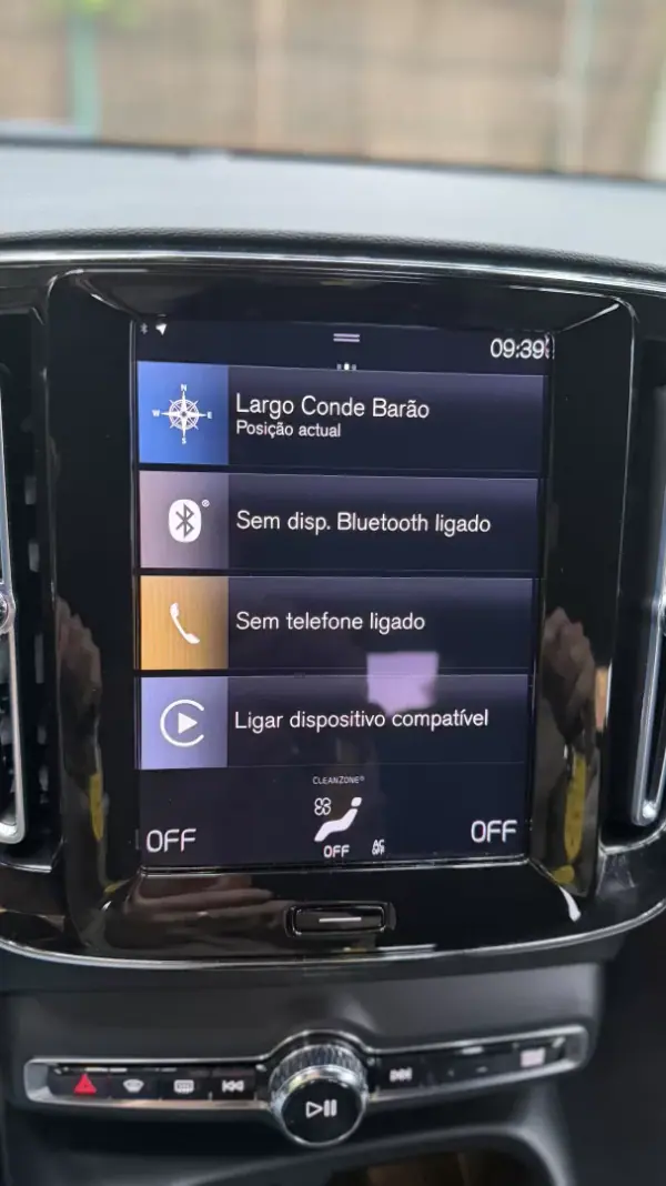 Volvo XC 40 2023 - 31500 EUR, 82000 km - AUTO.MOTO.pt - 82000km - foto 19 de 24