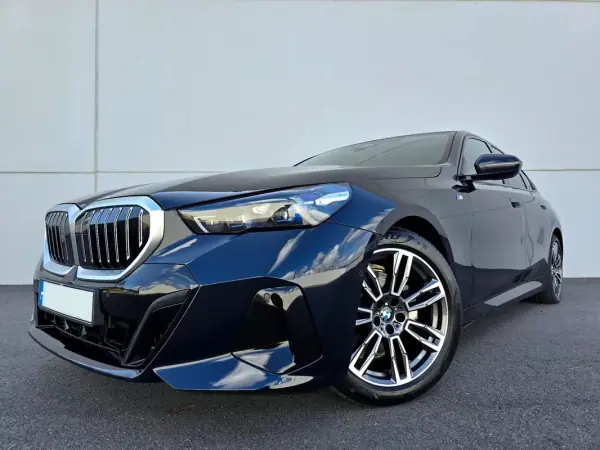 BMW 520 d Pack Desportivo M 2024 Diesel — 21 000 km BMW 520 d Pack Desportivo M 2024 Diesel