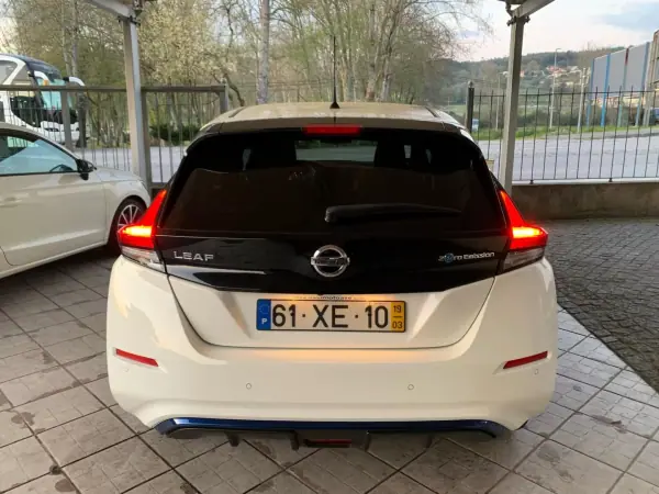 Nissan Leaf 2019 - 16450 EUR, 58449 km - AUTO.MOTO.pt - 58449km - foto 3 de 16