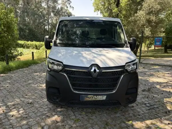Renault Master 2024 - 35250 EUR, 16200 km - AUTO.MOTO.pt - 16200km - foto 7 de 10
