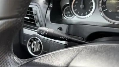 Mercedes-Benz E 250 2010 - 18500 EUR, 0 km - AUTO.MOTO.pt - foto 20 de 56