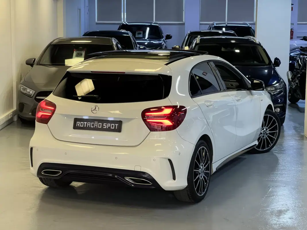 Mercedes-Benz A 180 2017 - 18990 EUR, 140000 km - 140000km - foto 4 de 40