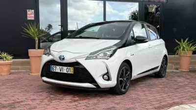 Toyota Yaris 2018 - 16990 EUR, 80000 km - AUTO.MOTO.pt - 80000km - foto 15 de 29