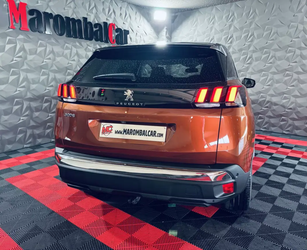 Peugeot 3008 2018 - 15750 EUR, 113812 km - 113812km - foto 6 de 43