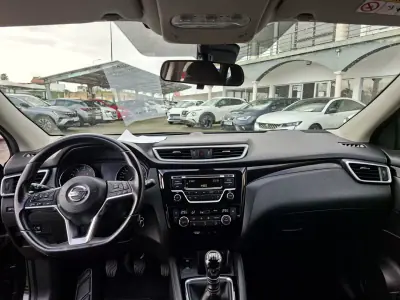 Nissan Qashqai 2018 - 15500 EUR, 57950 km - AUTO.MOTO.pt - 57950km - foto 14 de 25