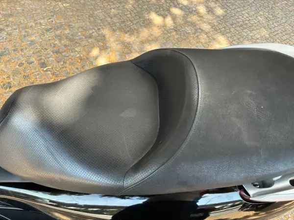 Honda 599 2013 - 1950 EUR, 24578 km - AUTO.MOTO.pt - 24578km - foto 7 de 11