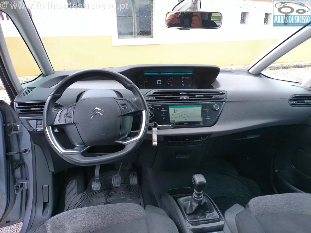 Citroën C4 Spacetourer 2019 - 15500 EUR, 123000 km - AUTO.MOTO.pt - 123000km - foto 19 de 22