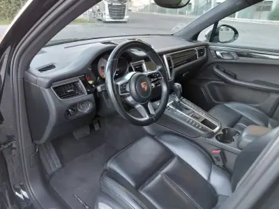 Porsche Macan 2014 - 39500 EUR, 168209 km - AUTO.MOTO.pt - 168209km - foto 22 de 37