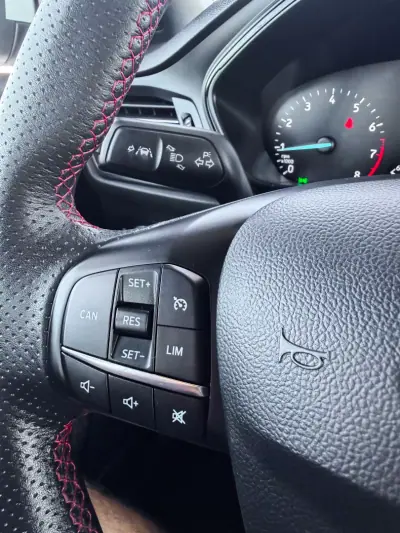 Ford Focus 2019 - 15500 EUR, 124230 km - 124230km - foto 22 de 26