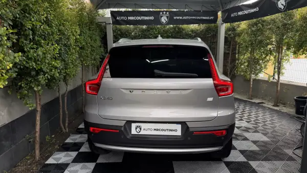 Volvo XC 40 2023 - 31500 EUR, 82000 km - AUTO.MOTO.pt - 82000km - foto 6 de 24