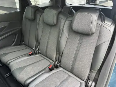 Peugeot 5008 2019 - 15900 EUR, 180000 km - 180000km - foto 37 de 70