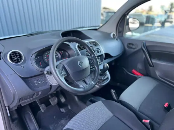 Renault KANGOO MAXI 1.5 DCI BUSINESS S/S 2018 - 14500 EUR, 101052 km - AUTO.MOTO.pt - 101052km - foto 9 de 14