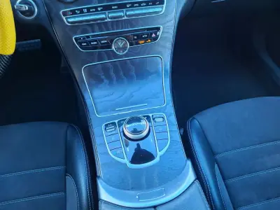 Mercedes-Benz C 220 2016 - 26500 EUR, 181000 km - AUTO.MOTO.pt - 181000km - foto 27 de 32