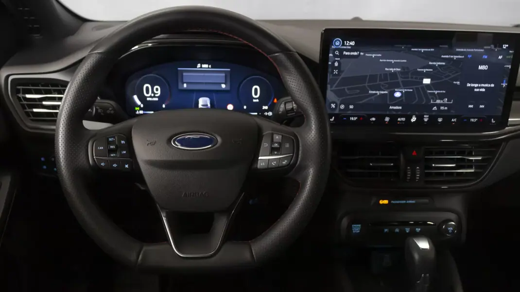Ford Focus 2024 - 21450 EUR, 49000 km - AUTO.MOTO.pt - 49000km - foto 20 de 36