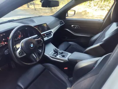 BMW 318 2021 - 27900 EUR, 115476 km - AUTO.MOTO.pt - 115476km - foto 18 de 24