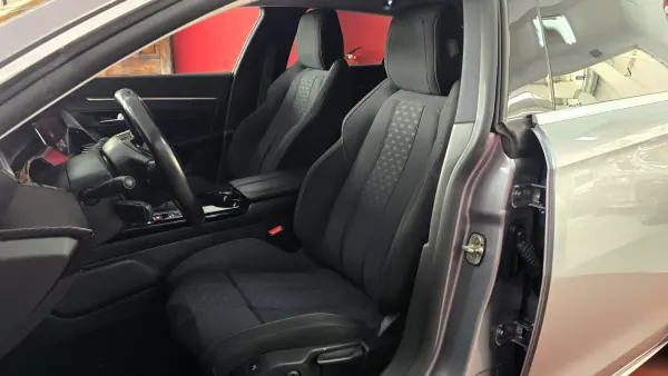 Peugeot 508 SW 2019 - 15990 EUR, 131210 km - AUTO.MOTO.pt - 131210km - foto 43 de 60