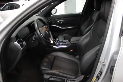 BMW 320 2021 - 27900 EUR, 108256 km - AUTO.MOTO.pt - 108256km - foto 6 de 24