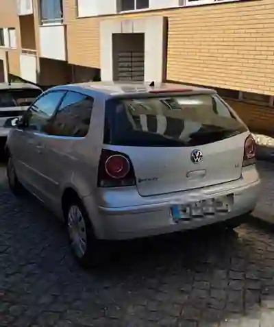 Volkswagen Polo 2009 - 3000 EUR, 197000 km - 197000km - foto 5 de 6