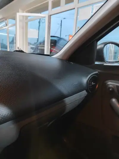 SEAT Ibiza 2007 - 3950 EUR, 300900 km - AUTO.MOTO.pt - 300900km - foto 27 de 30