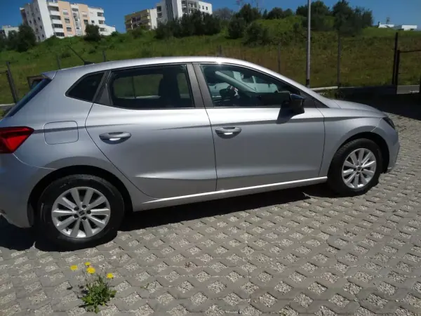 SEAT Ibiza 2022 - 12990 EUR, 84749 km - AUTO.MOTO.pt - 84749km - foto 24 de 28