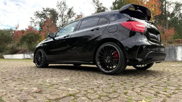 Mercedes-Benz A 45 AMG 2015 - 30500 EUR, 134000 km - AUTO.MOTO.pt - 134000km - foto 15 de 22