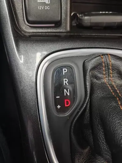 Jeep Compass 2021 - 22500 EUR, 107000 km - AUTO.MOTO.pt - 107000km - foto 38 de 45