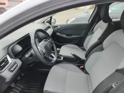 Renault Clio 2024 - 16900 EUR, 57320 km - 57320km - foto 8 de 16