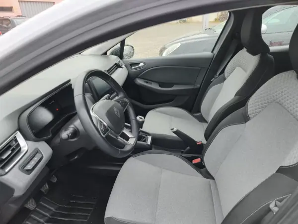 Renault Clio 2024 - 16900 EUR, 57320 km - 57320km - foto 8 de 16