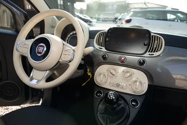 Fiat 500 2023 - 11680 EUR, 46769 km - AUTO.MOTO.pt - 46769km - foto 9 de 10