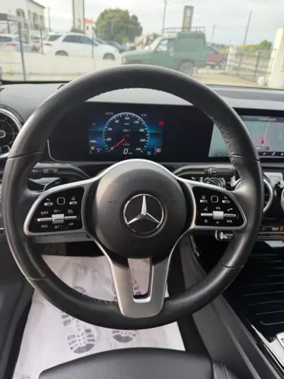 Mercedes-Benz A 180 2019 - 24950 EUR, 116000 km - AUTO.MOTO.pt - 116000km - foto 6 de 34