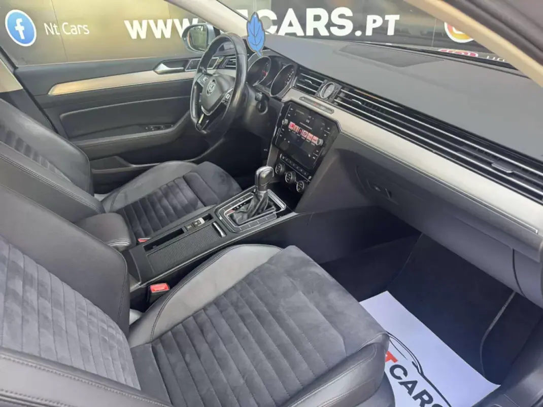 Volkswagen Passat Variant 2019 - 18900 EUR, 258985 km - AUTO.MOTO.pt - 258985km - foto 21 de 27