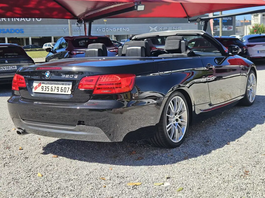 BMW 320 2011 - 17900 EUR, 109602 km - 109602km - foto 14 de 47