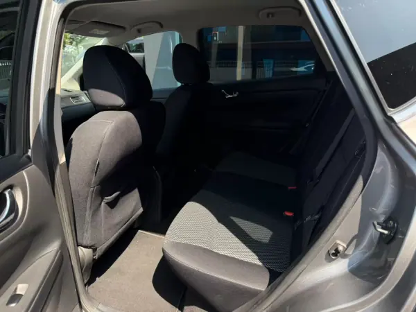 Nissan Pulsar 2015 - 9500 EUR, 218000 km - AUTO.MOTO.pt - 218000km - foto 7 de 7